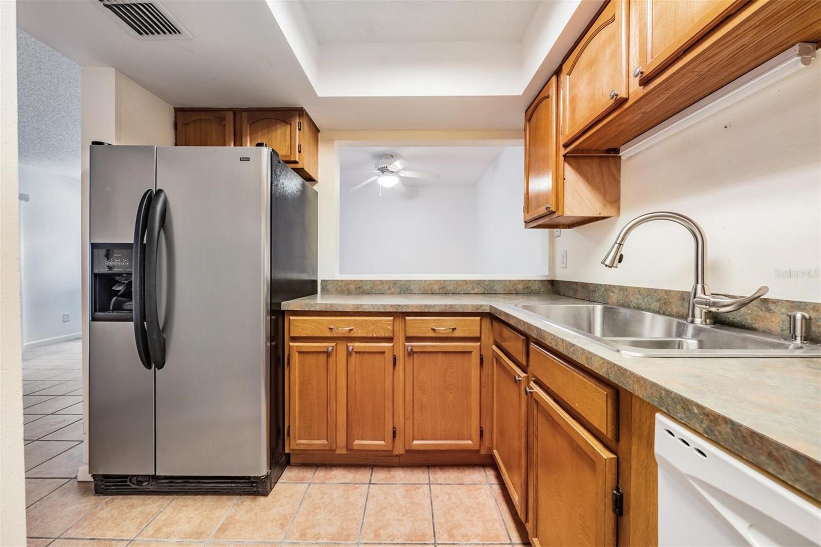 2936 Lichen Ln #b Property Photo 6