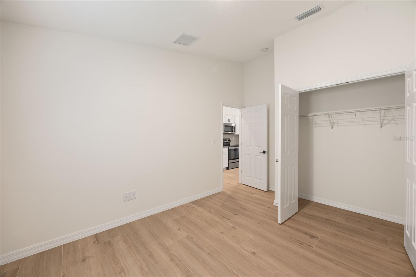 12401 Streambed Dr Property Photo 20