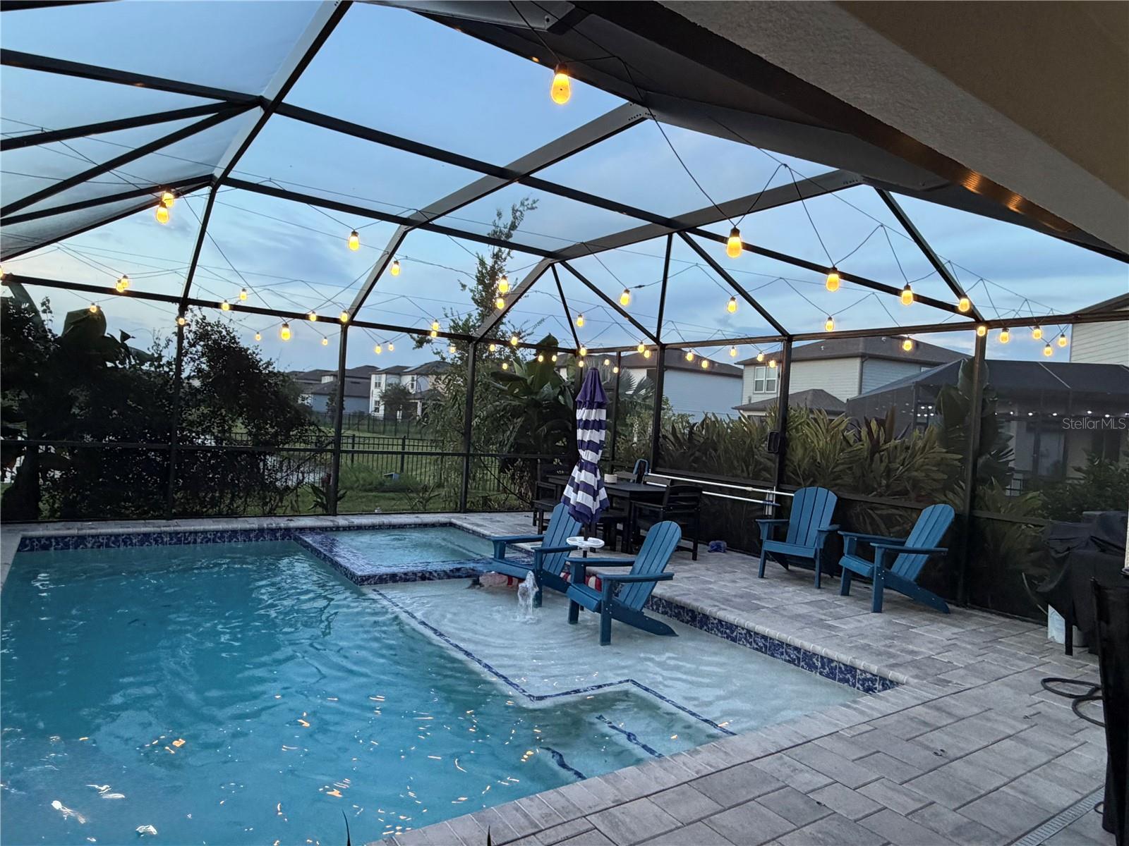 9126 Royal River Cir Property Photo 25