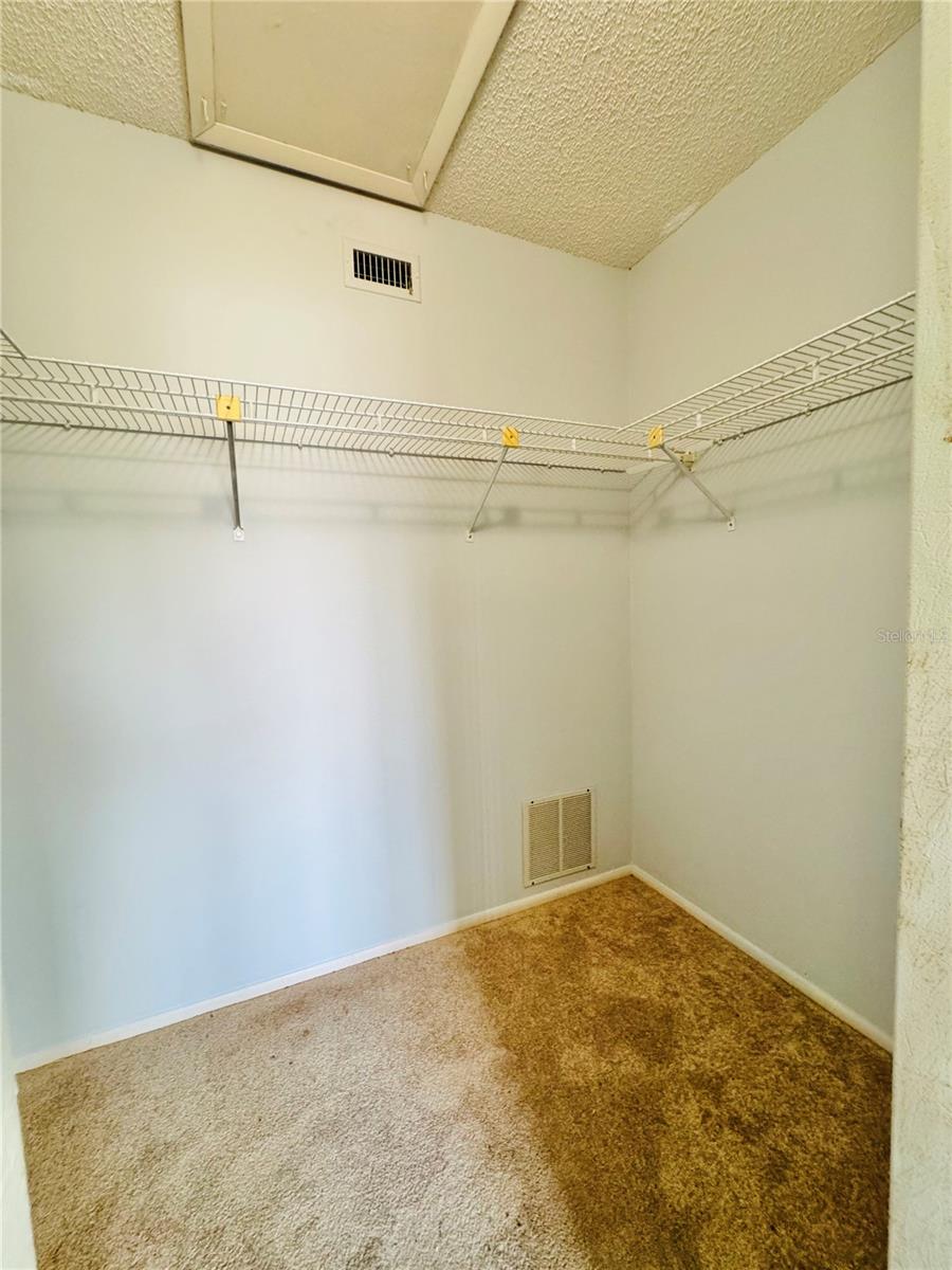 106 Windward Pl Property Photo 6