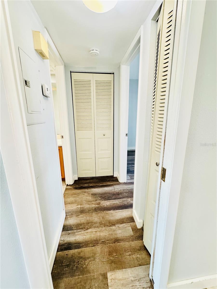 106 Windward Pl Property Photo 8