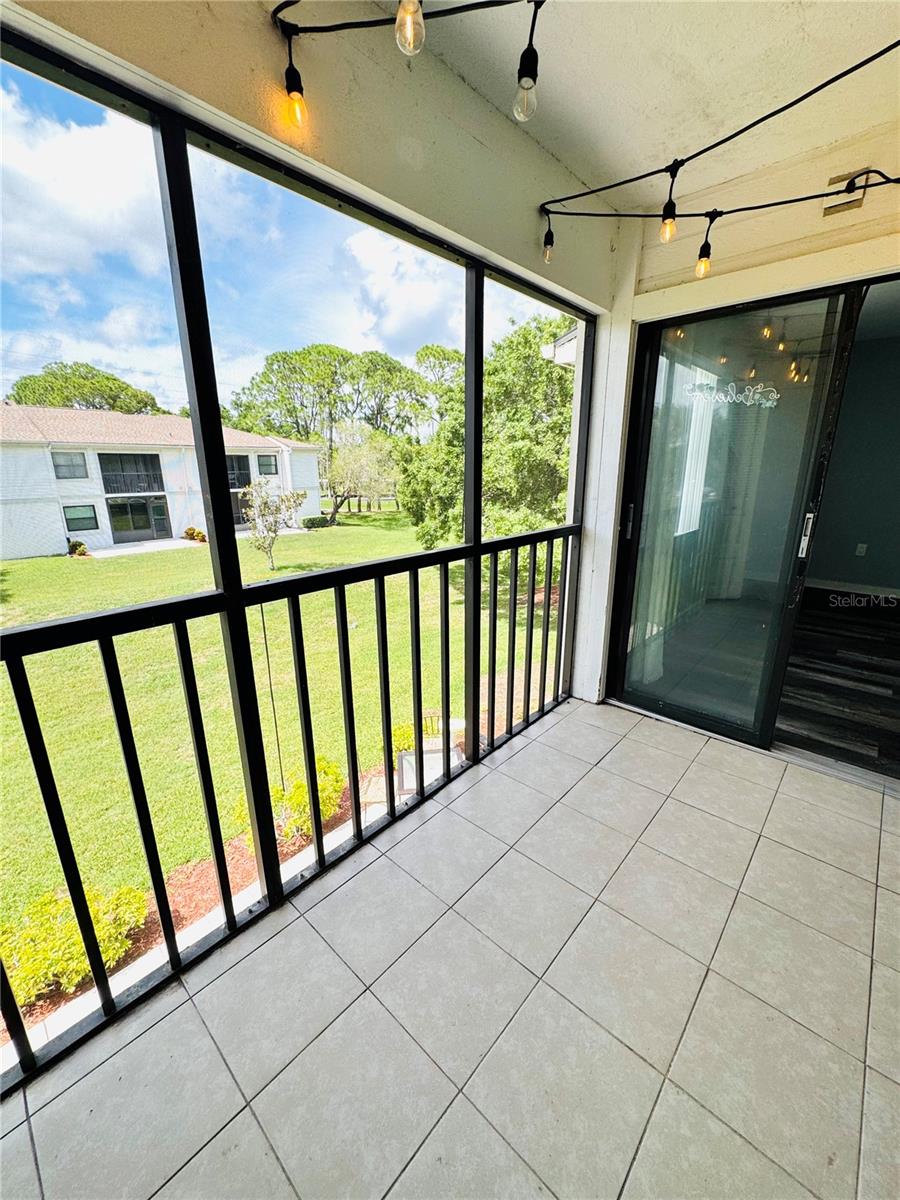 106 Windward Pl Property Photo 13