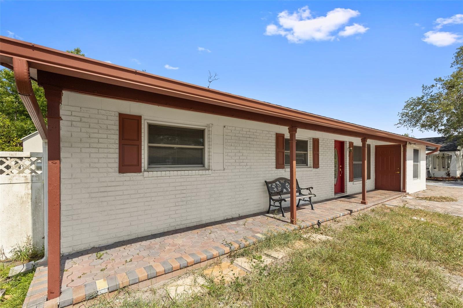 5923 Yorkshire Rd Property Photo 3