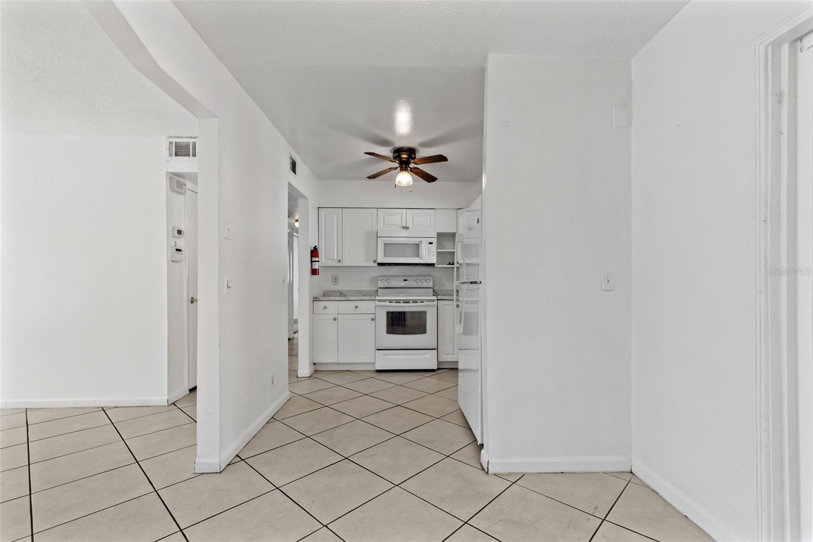 5923 Yorkshire Rd Property Photo 8
