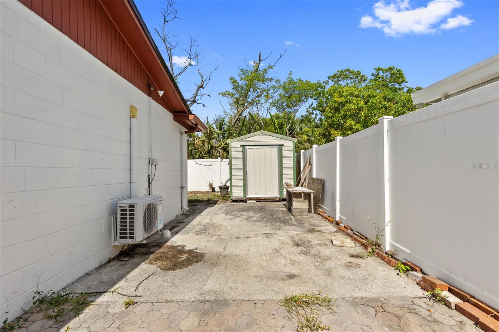 5923 Yorkshire Rd Property Photo 24