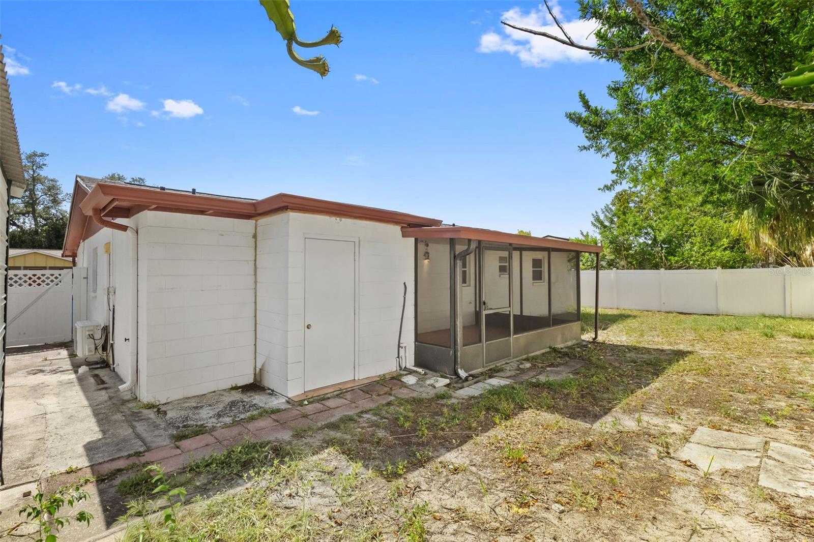 5923 Yorkshire Rd Property Photo 25