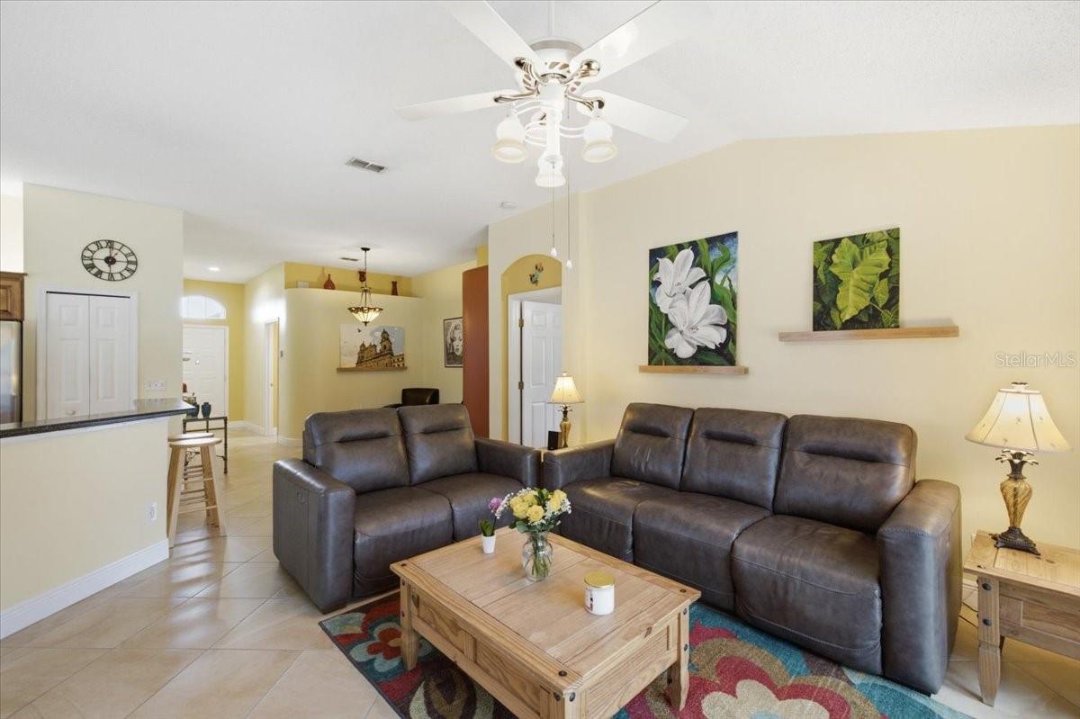 392 Tavernier Cir Property Photo 19