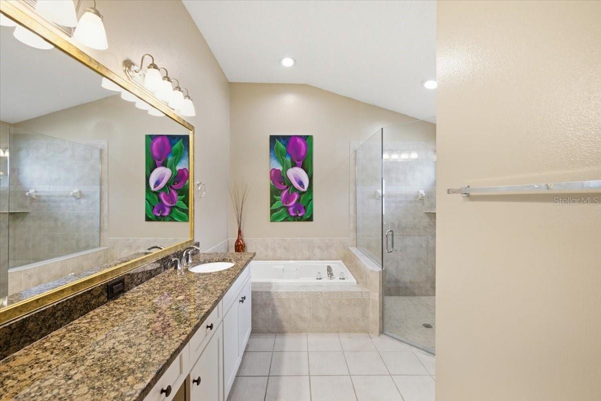392 Tavernier Cir Property Photo 35