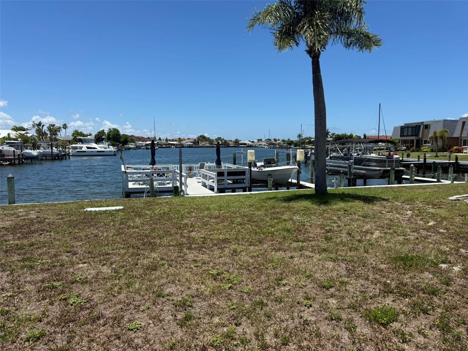 1000 APOLLO BEACH BLVD #204