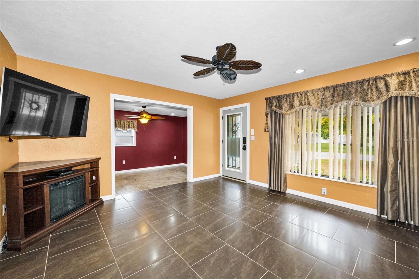 6701 Orchard Dr N Property Photo 17