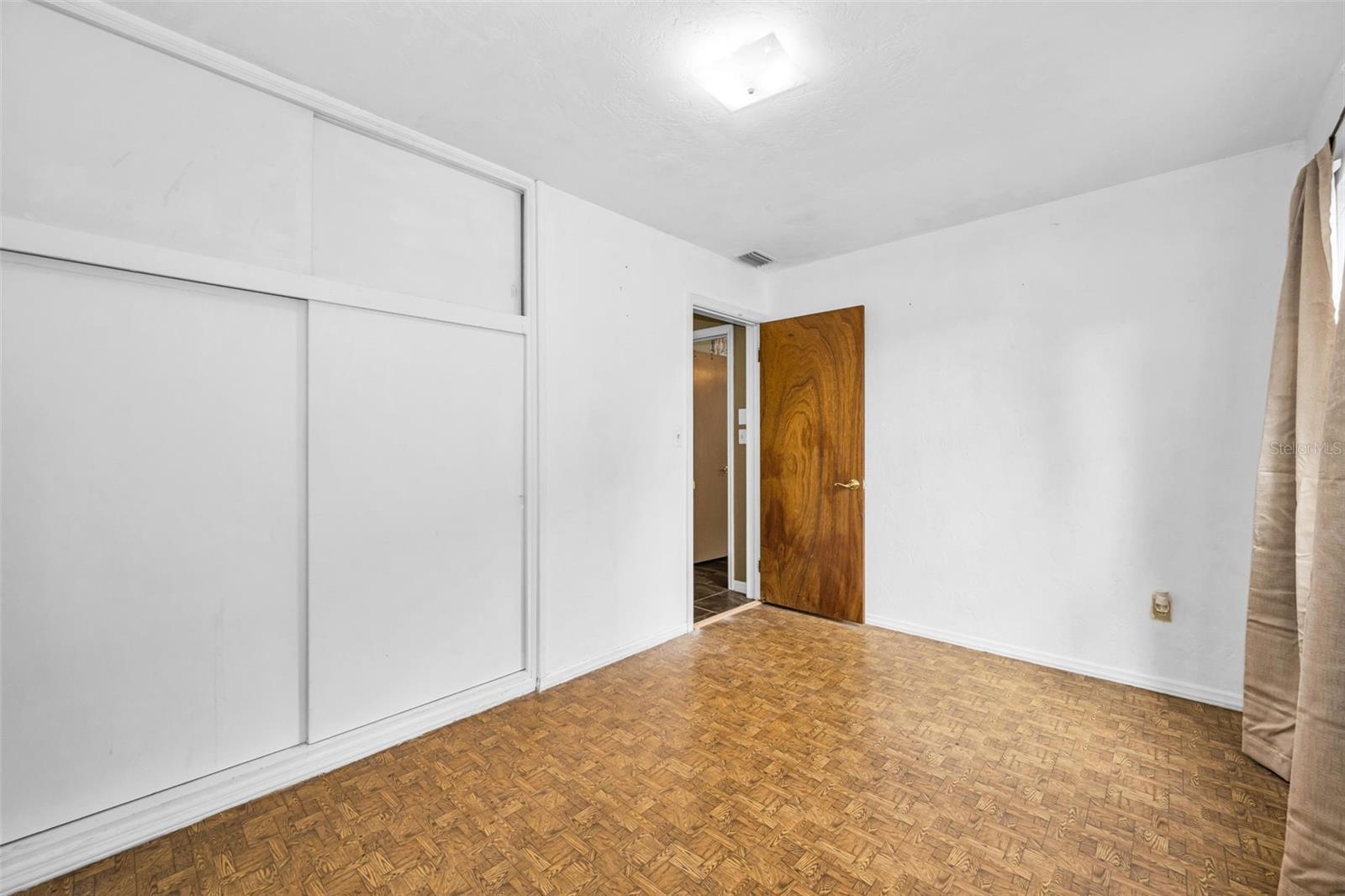 6701 Orchard Dr N Property Photo 22