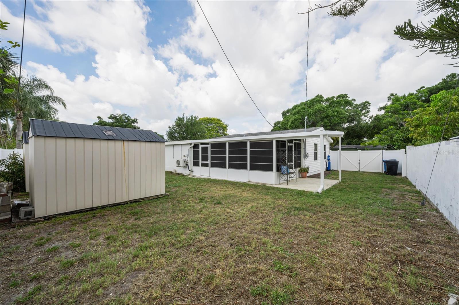 6701 Orchard Dr N Property Photo 38