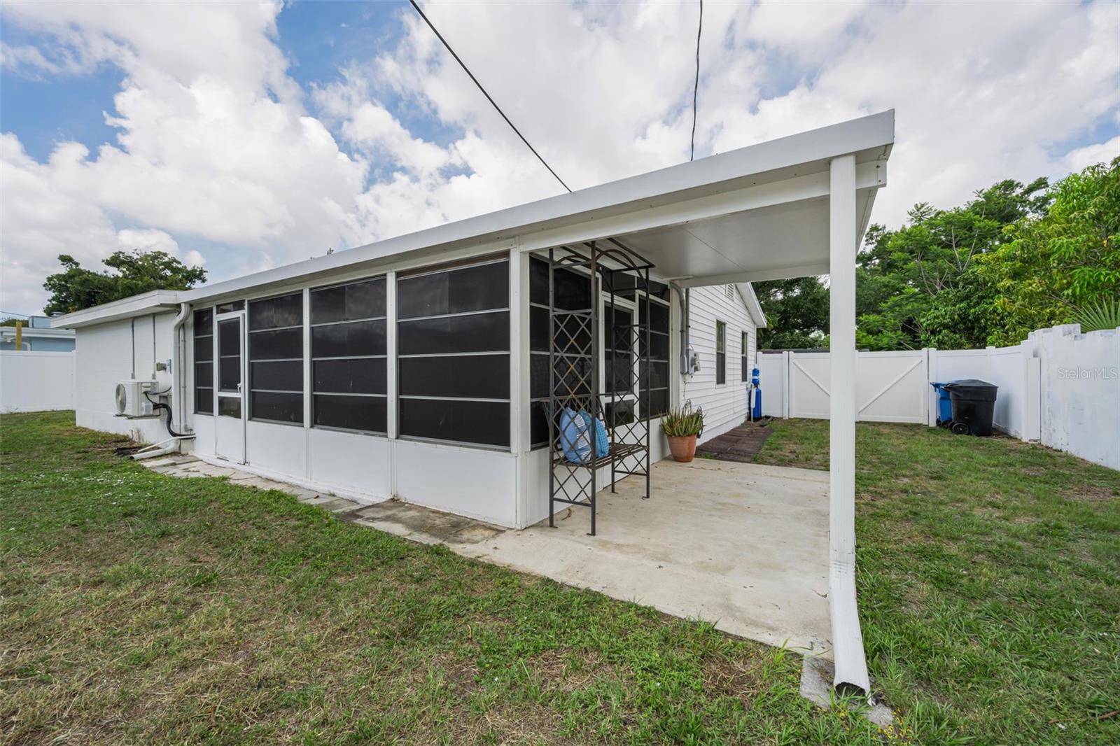 6701 Orchard Dr N Property Photo 39