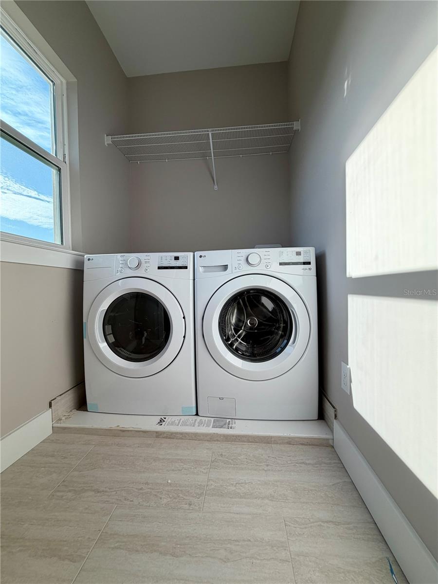 4314 W Gray St Property Photo 10