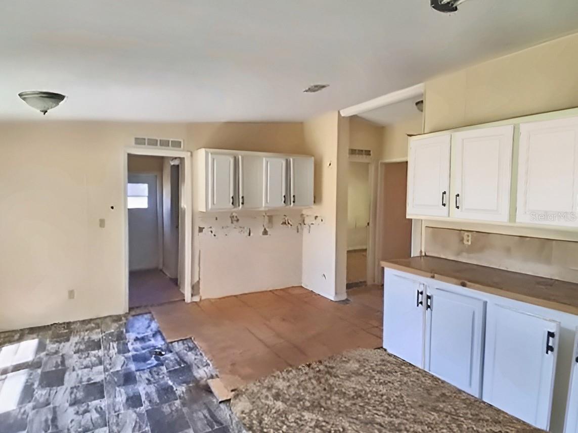 5411 Pless Rd Property Photo 11