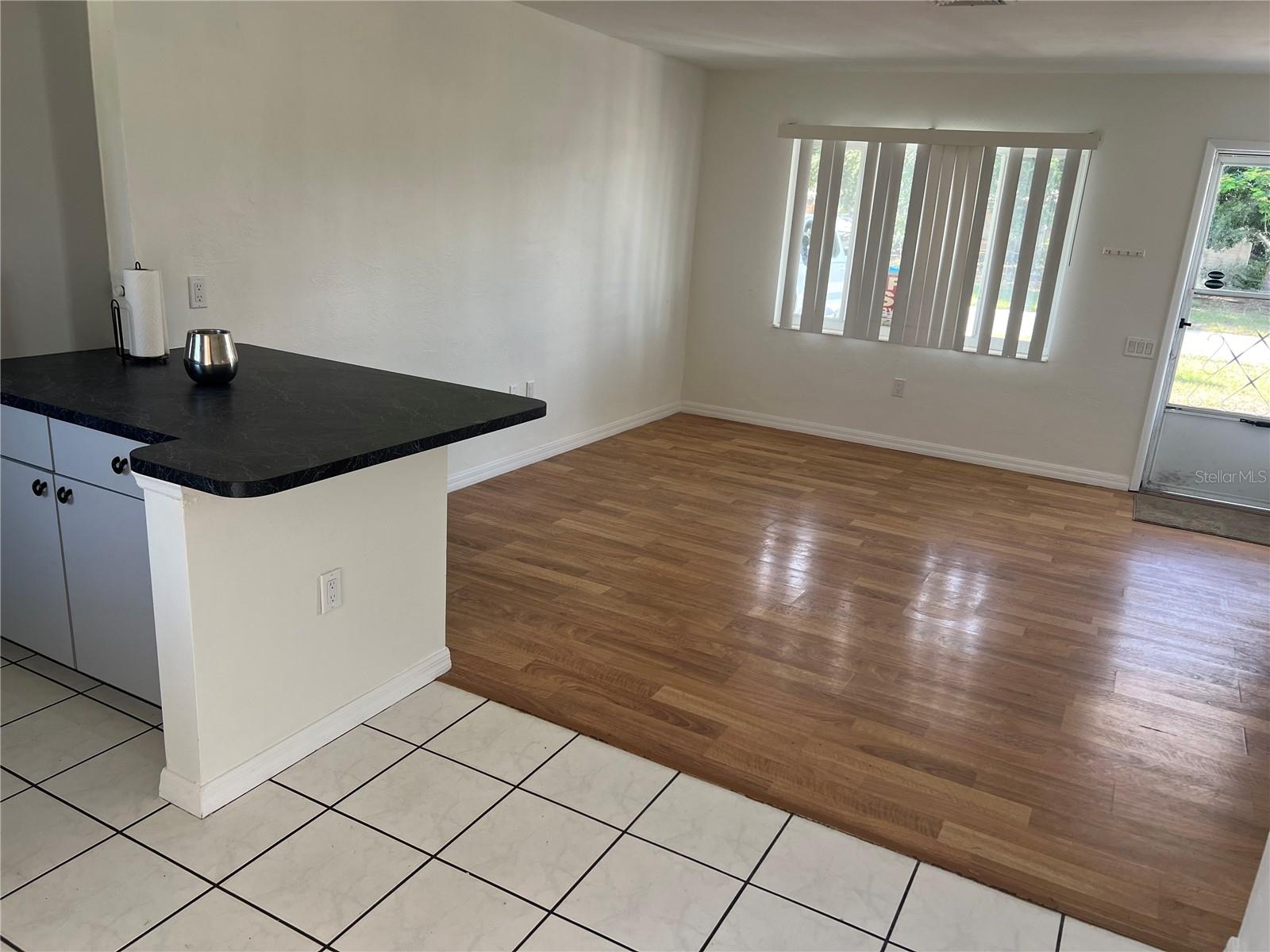 10934 Freedom Blvd Property Photo 4