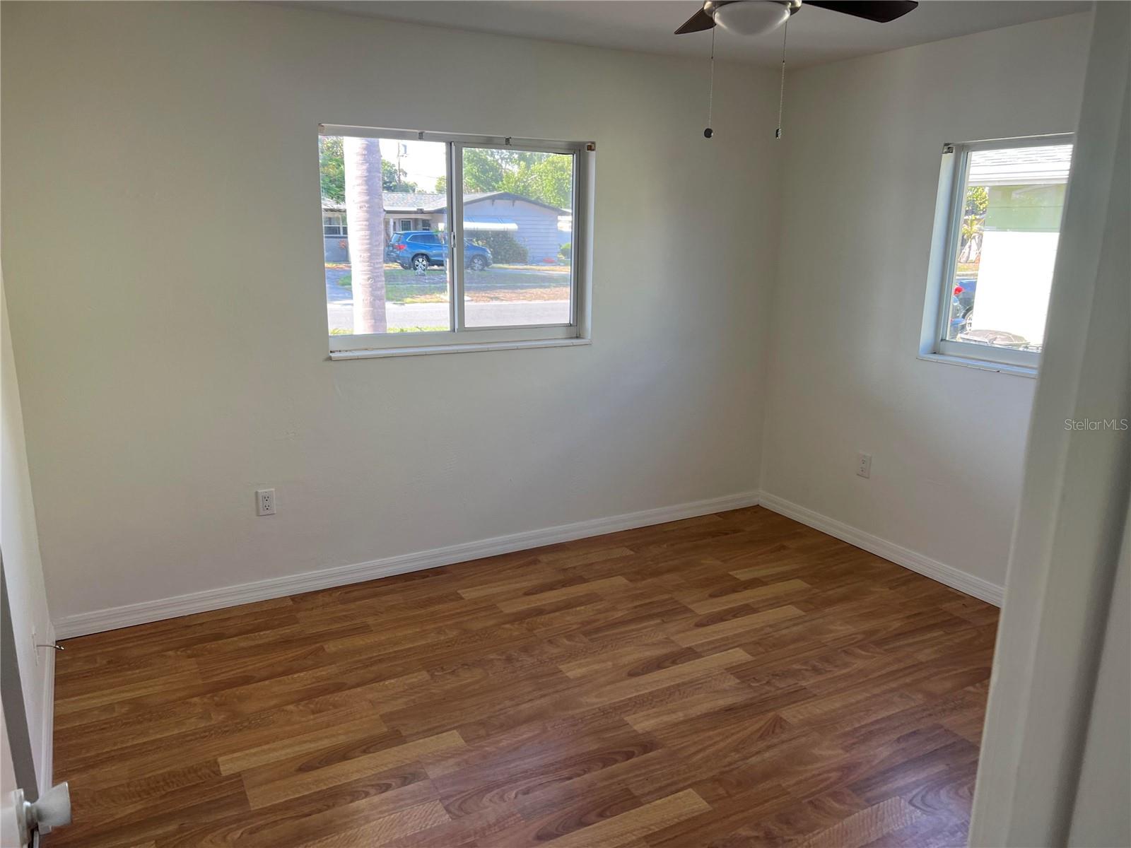 10934 Freedom Blvd Property Photo 5