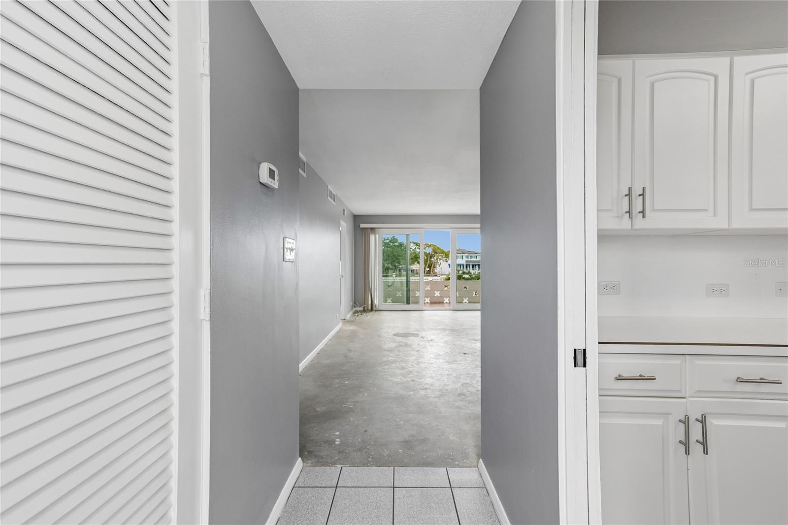 1365 N Snell Isle Blvd Ne #2e Property Photo 4