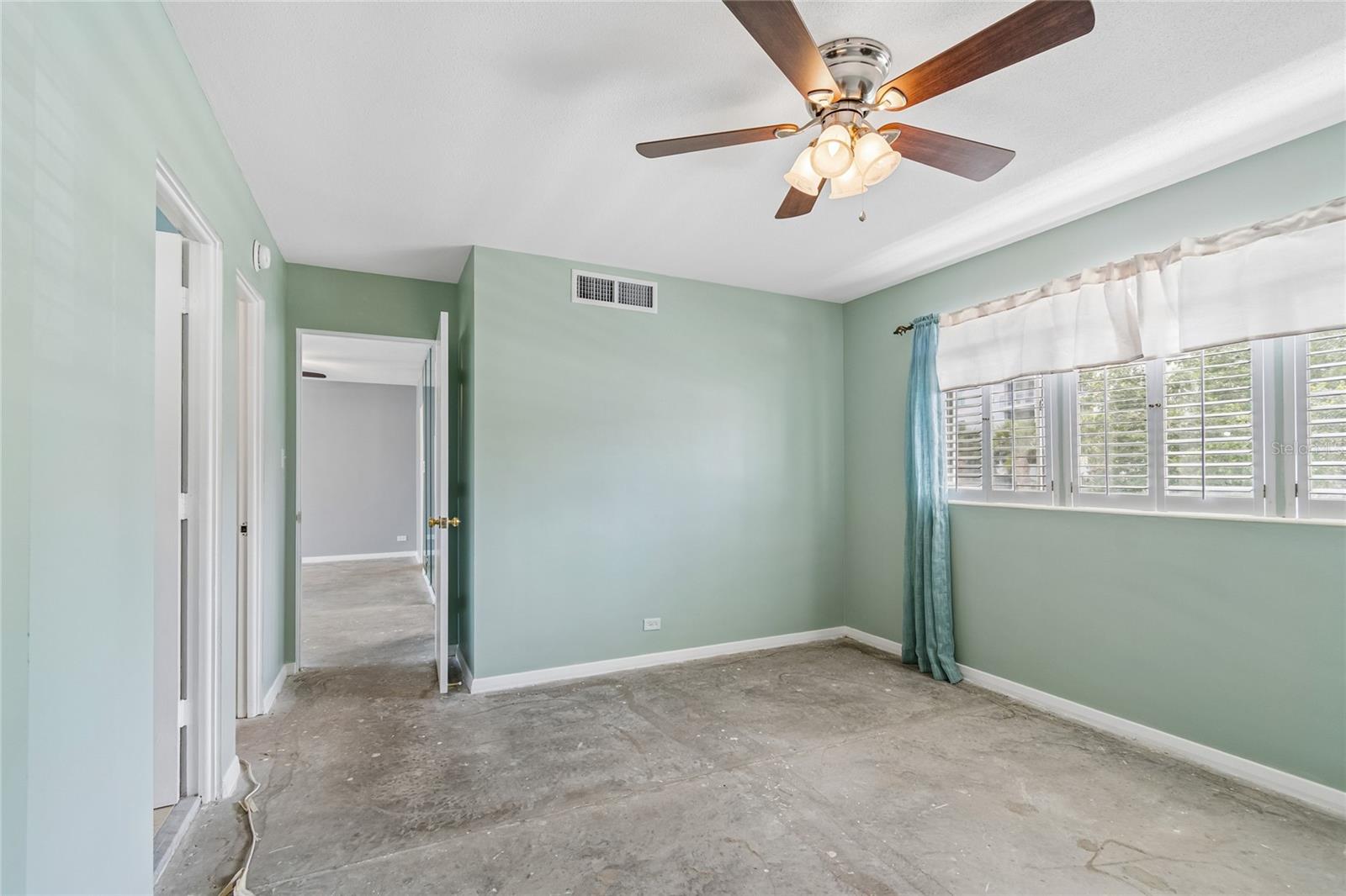 1365 N Snell Isle Blvd Ne #2e Property Photo 27