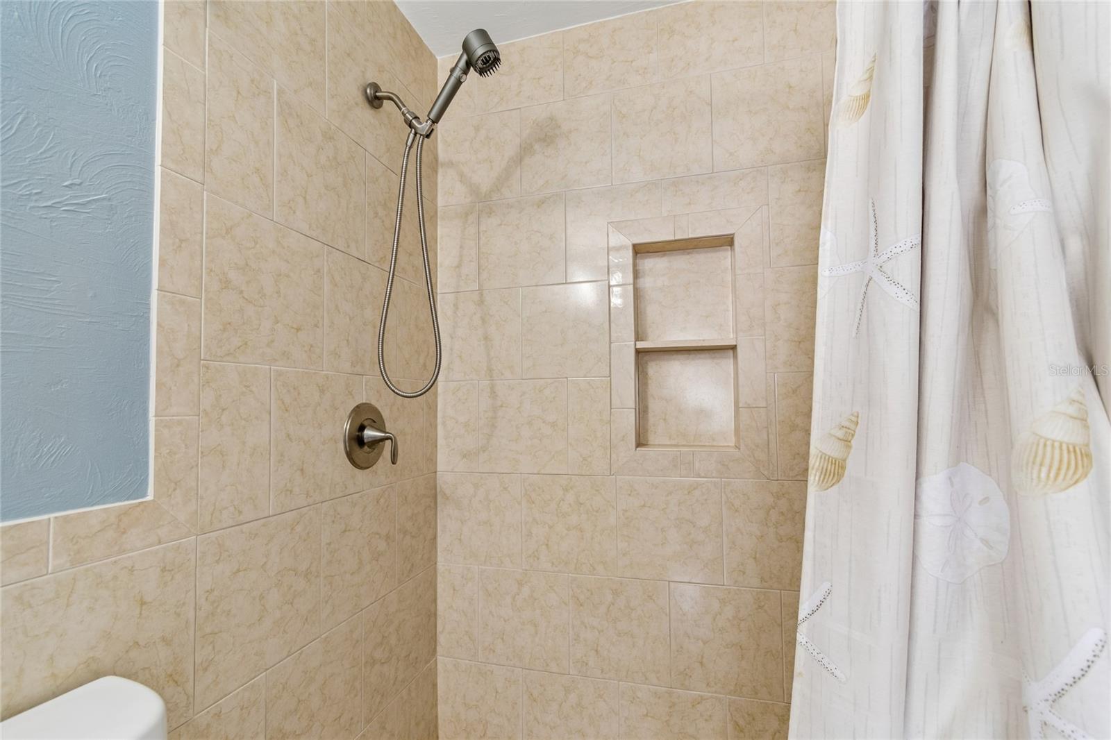 1365 N Snell Isle Blvd Ne #2e Property Photo 29