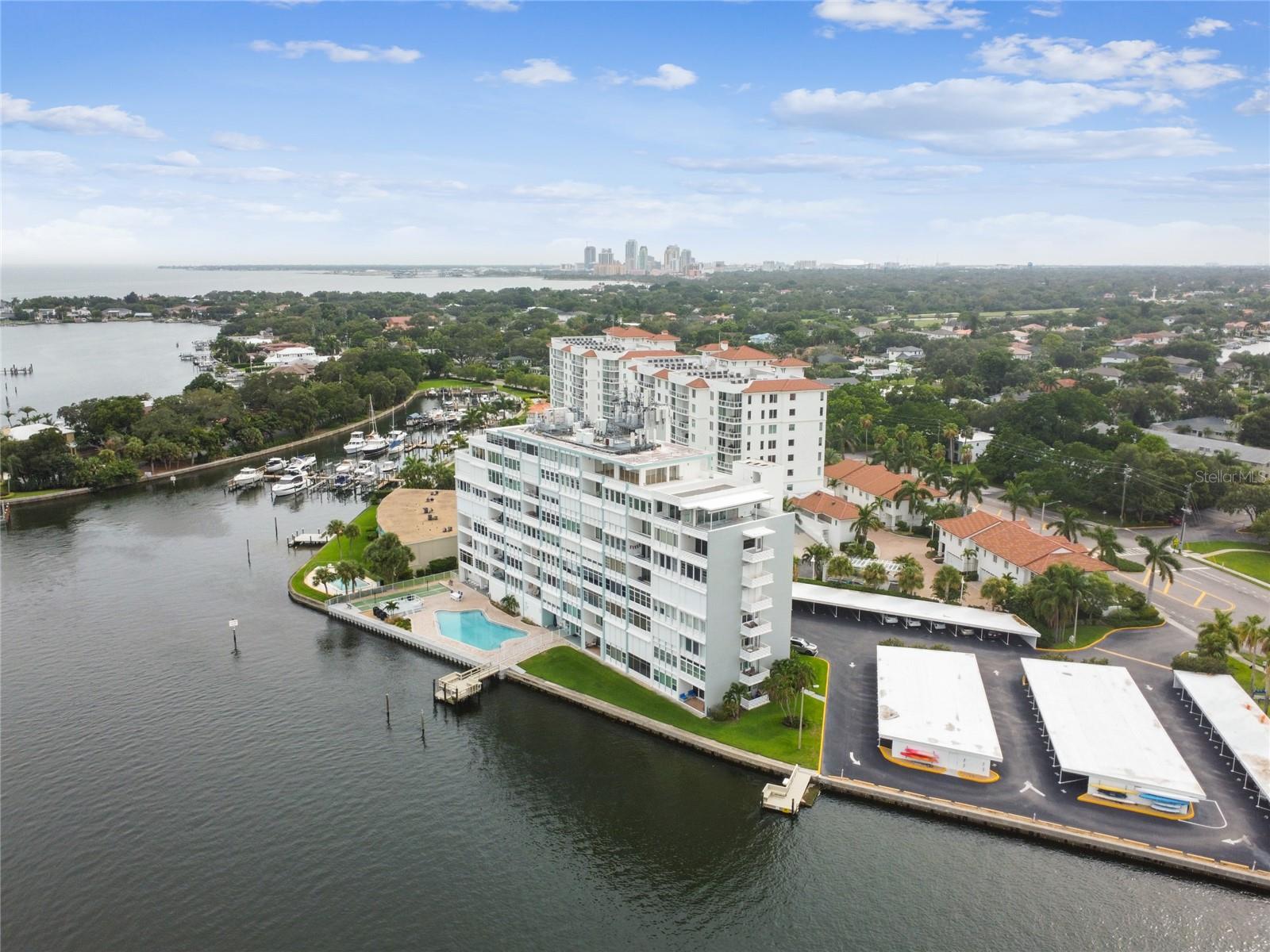 1365 N Snell Isle Blvd Ne #2e Property Photo 65