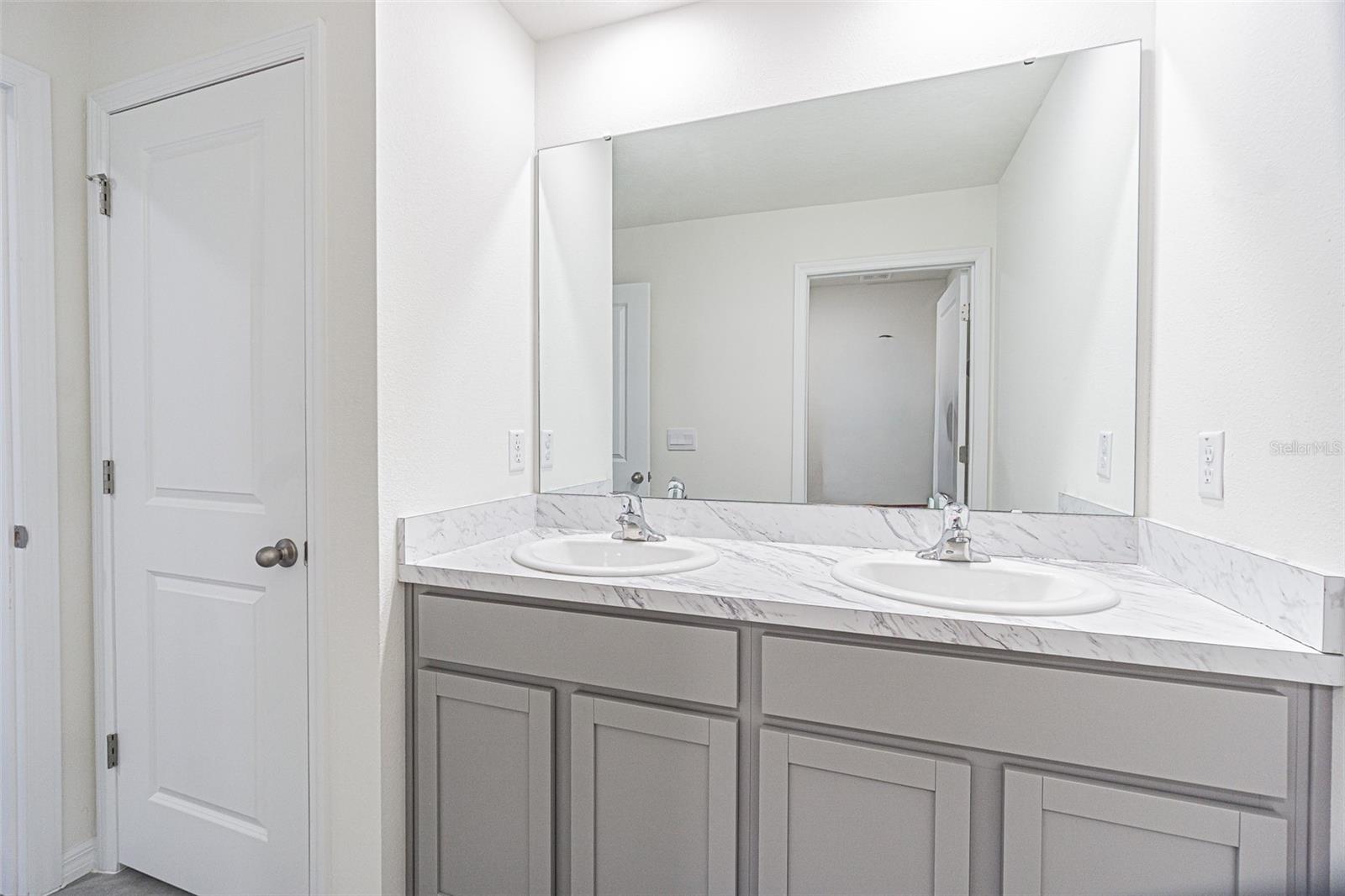 9213 Mission Bay Pl Property Photo 30