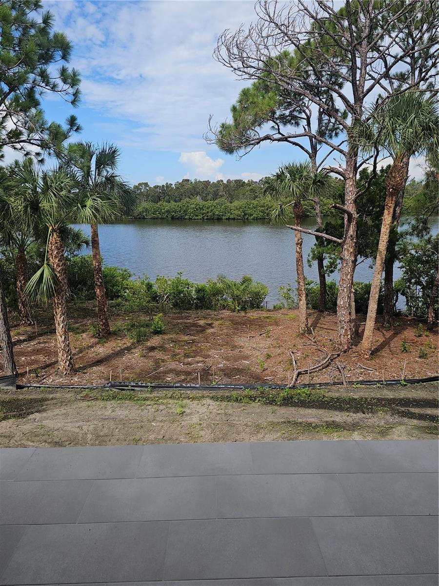 760 Seaview Dr Property Photo 7