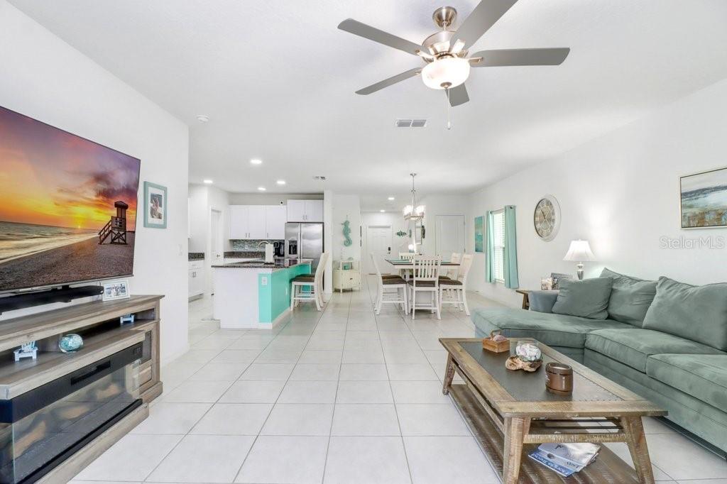 11099 Radiant Shore Loop Property Photo 18