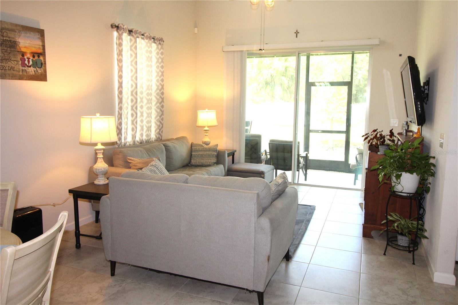 2135 Laceflower Dr Property Photo 14