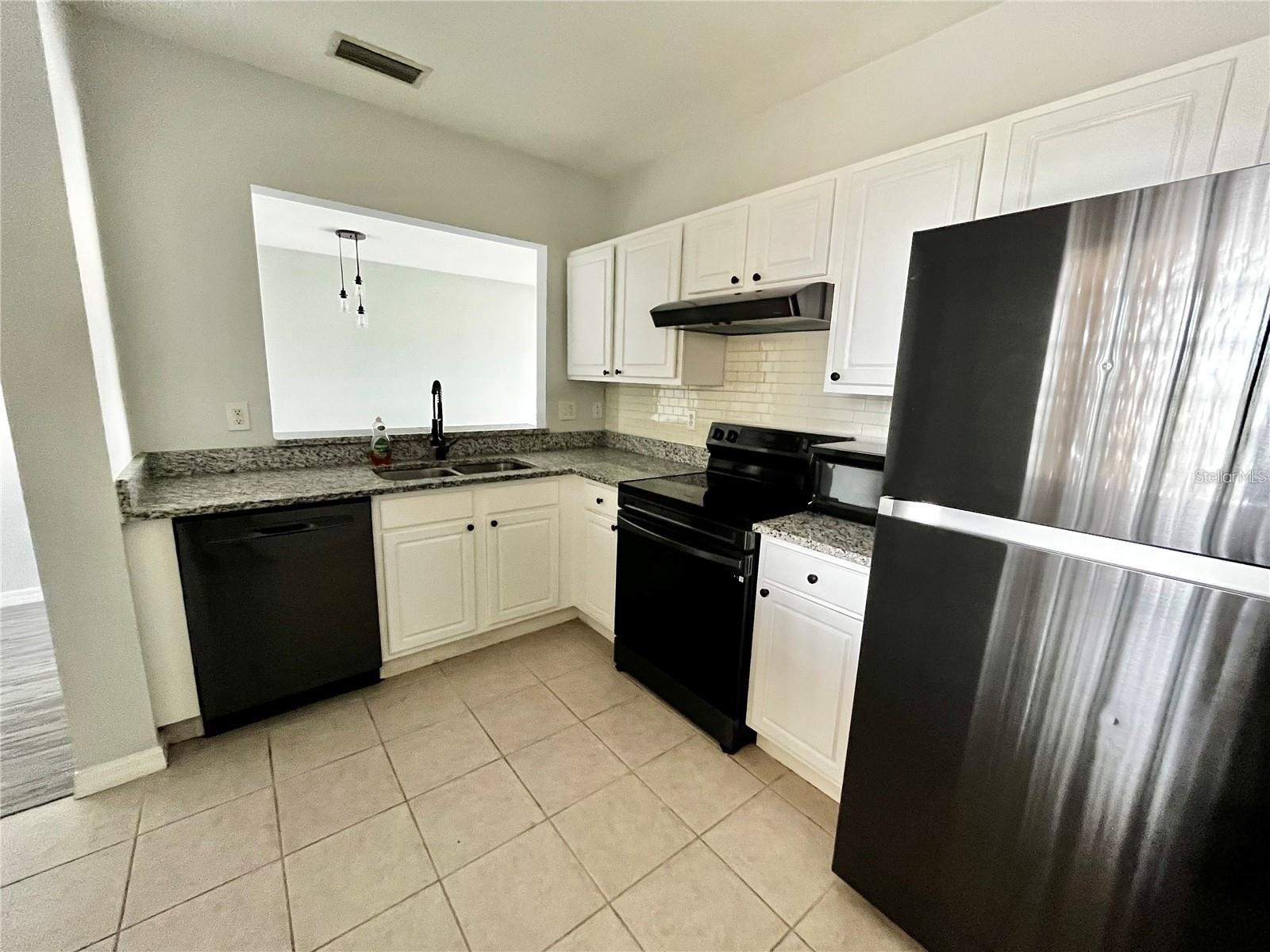 6011 Skydale Way #201 Property Photo 3
