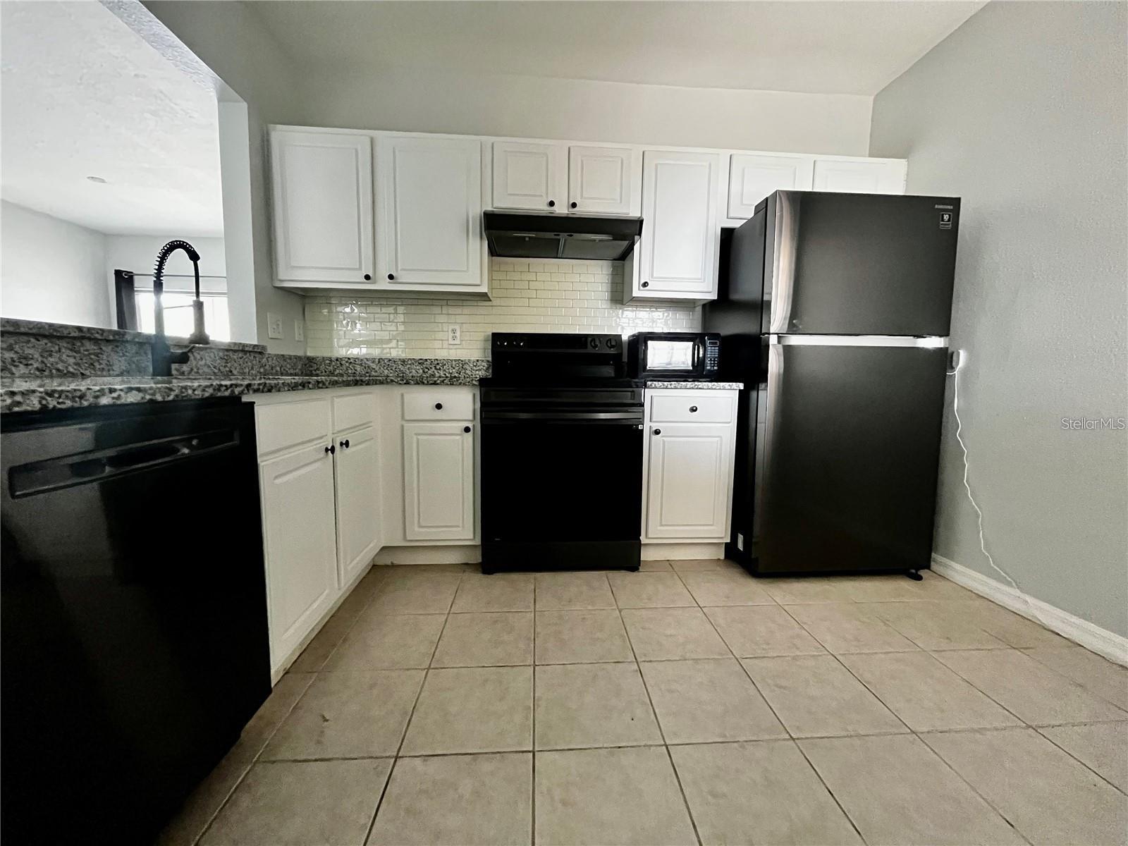 6011 Skydale Way #201 Property Photo 4