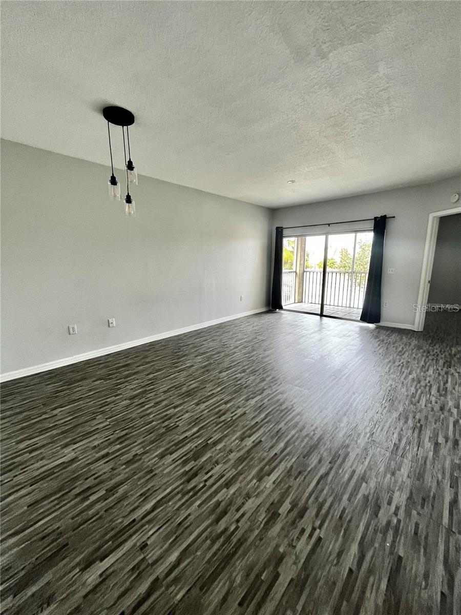 6011 Skydale Way #201 Property Photo 8
