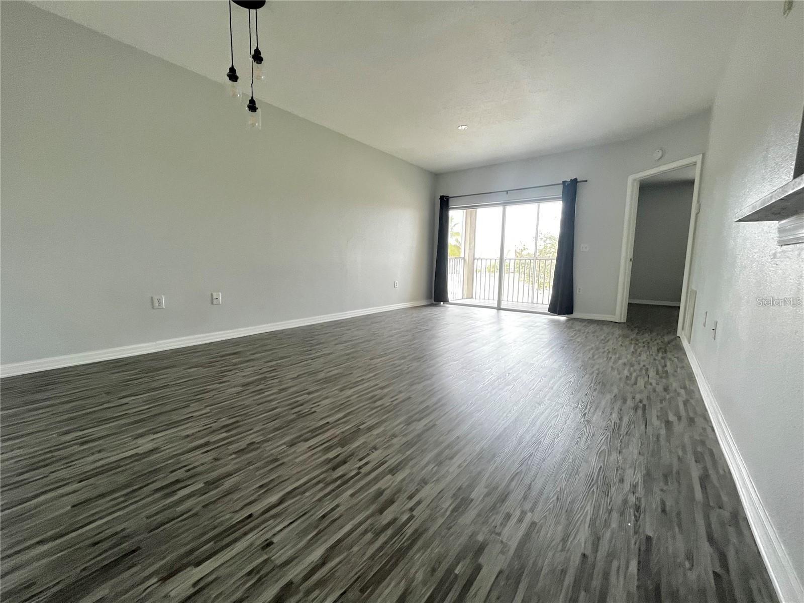 6011 Skydale Way #201 Property Photo 9