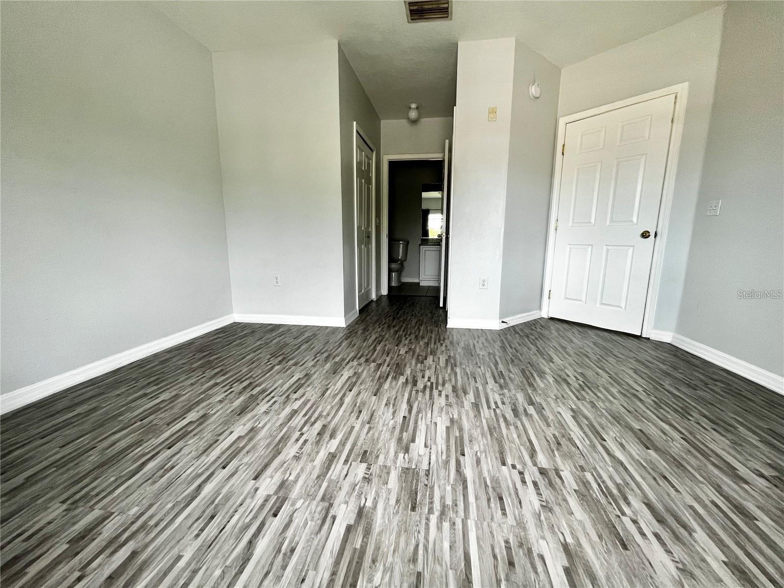 6011 Skydale Way #201 Property Photo 17