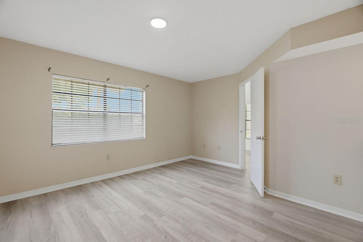 2400 Winding Creek Blvd #20a-109 Property Photo 21