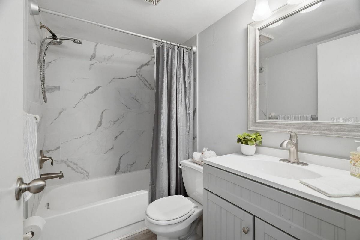 2400 Winding Creek Blvd #20a-109 Property Photo 29