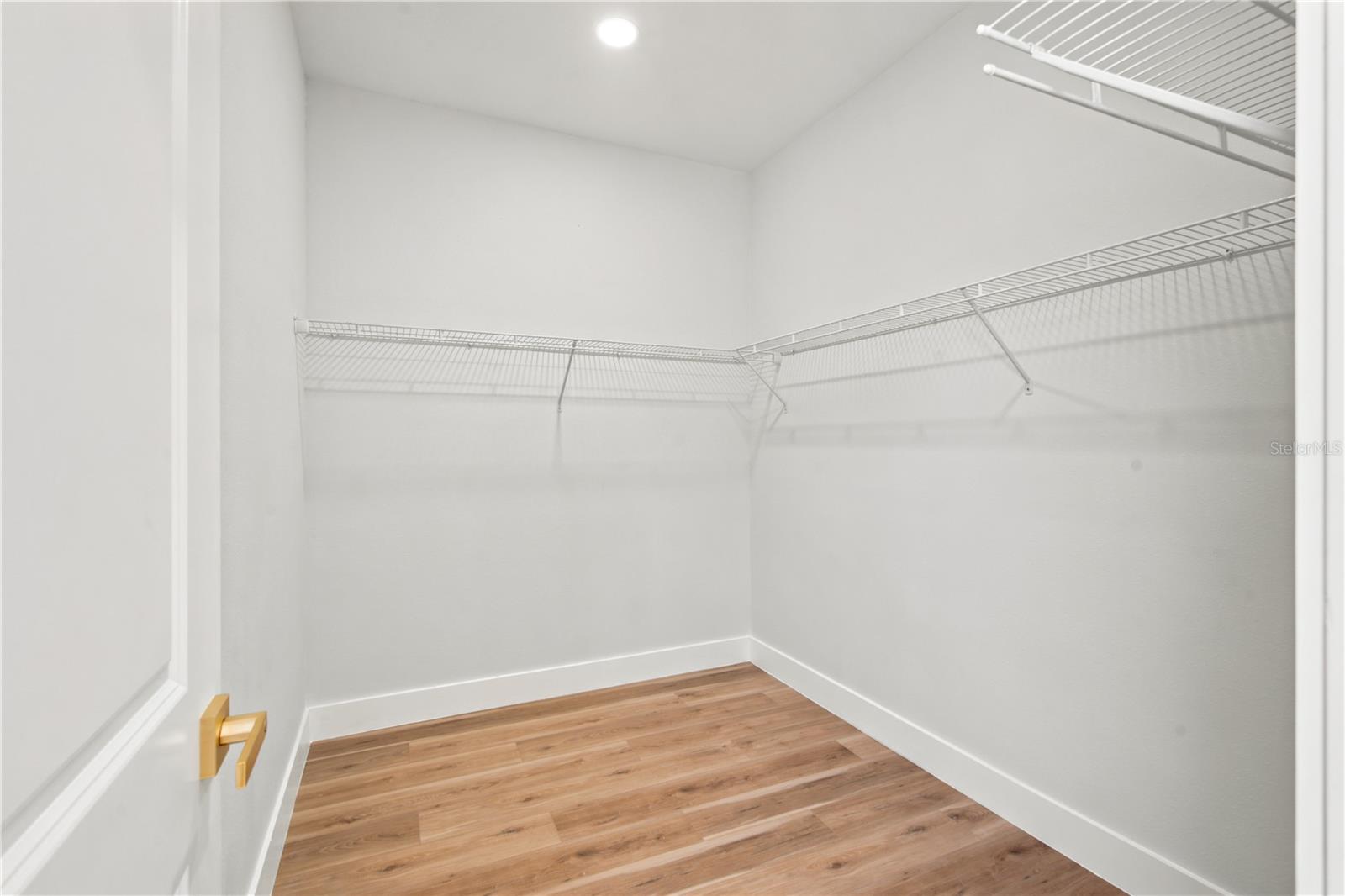 1121 Engman St Property Photo 17