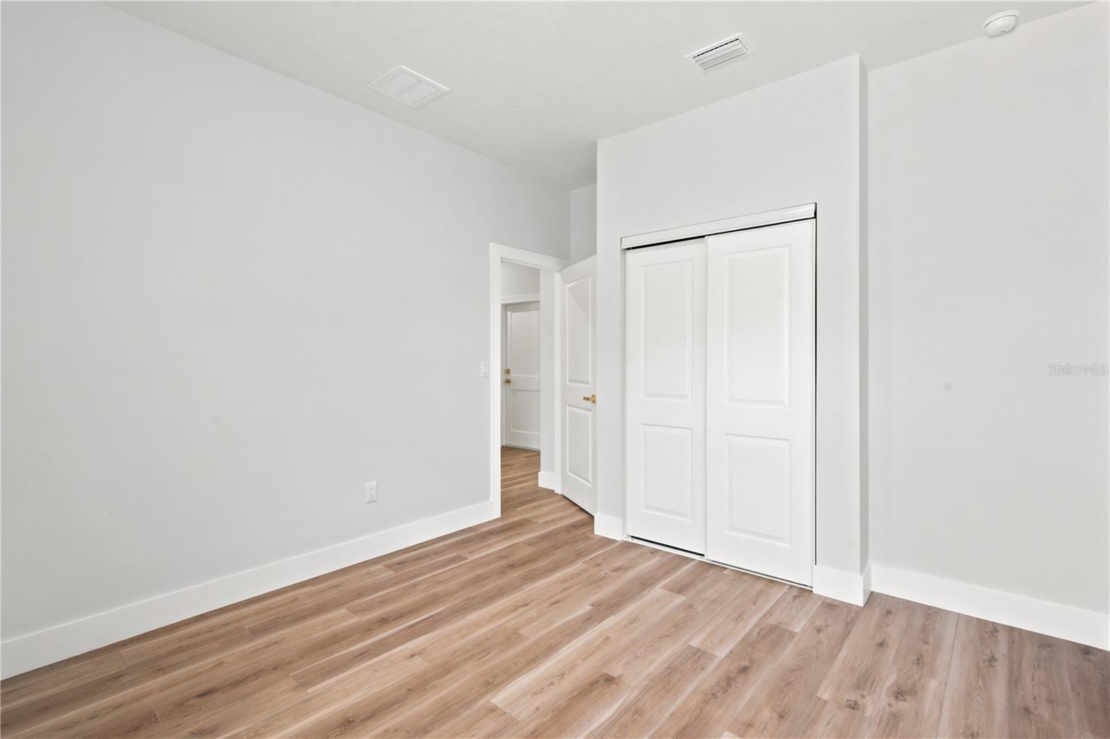 1121 Engman St Property Photo 29