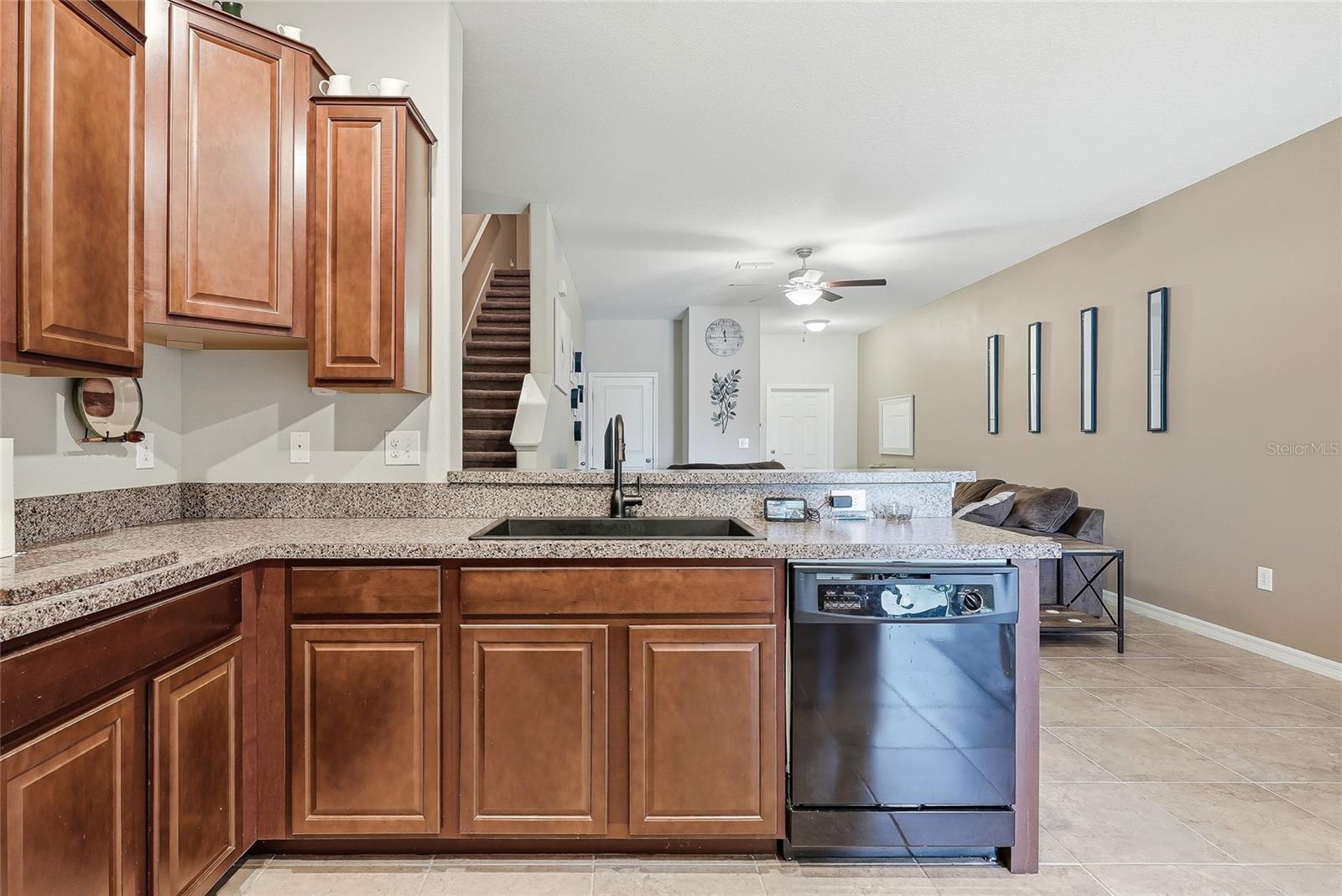 12911 Dream Catcher Way Property Photo 17