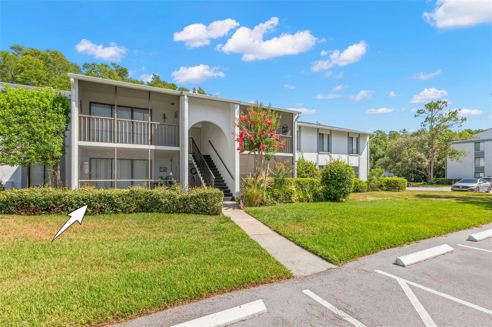 1290 Pine Ridge Cir E #e1 Property Photo 1