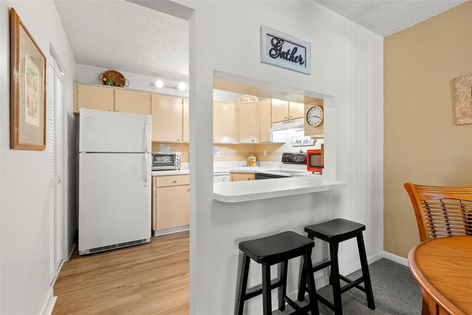 1290 Pine Ridge Cir E #e1 Property Photo 6