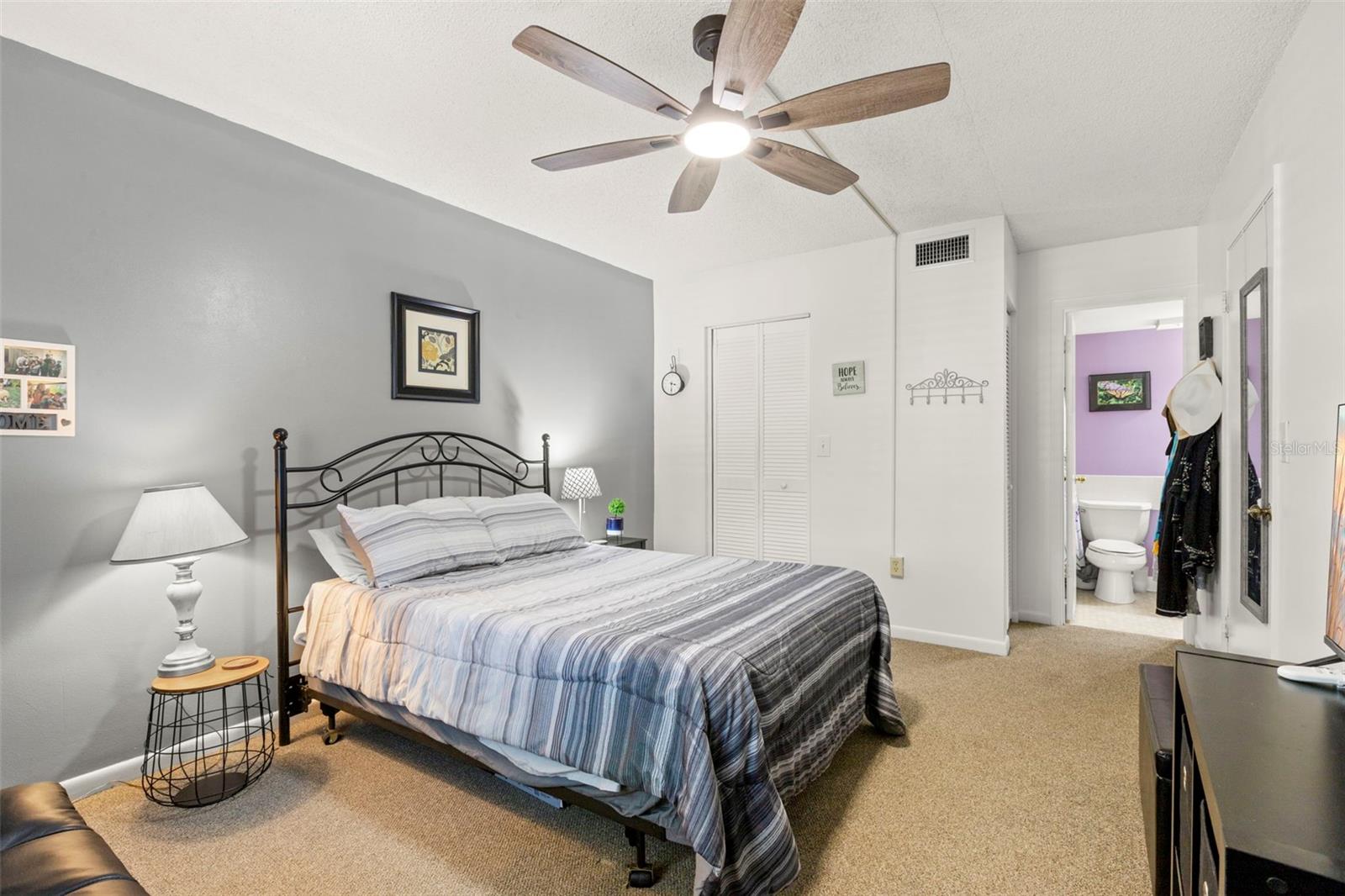 1290 Pine Ridge Cir E #e1 Property Photo 16