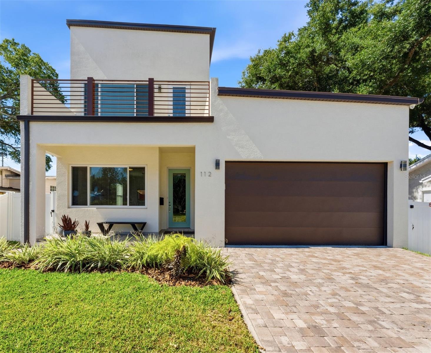 112 W Sligh Ave Property Photo 1