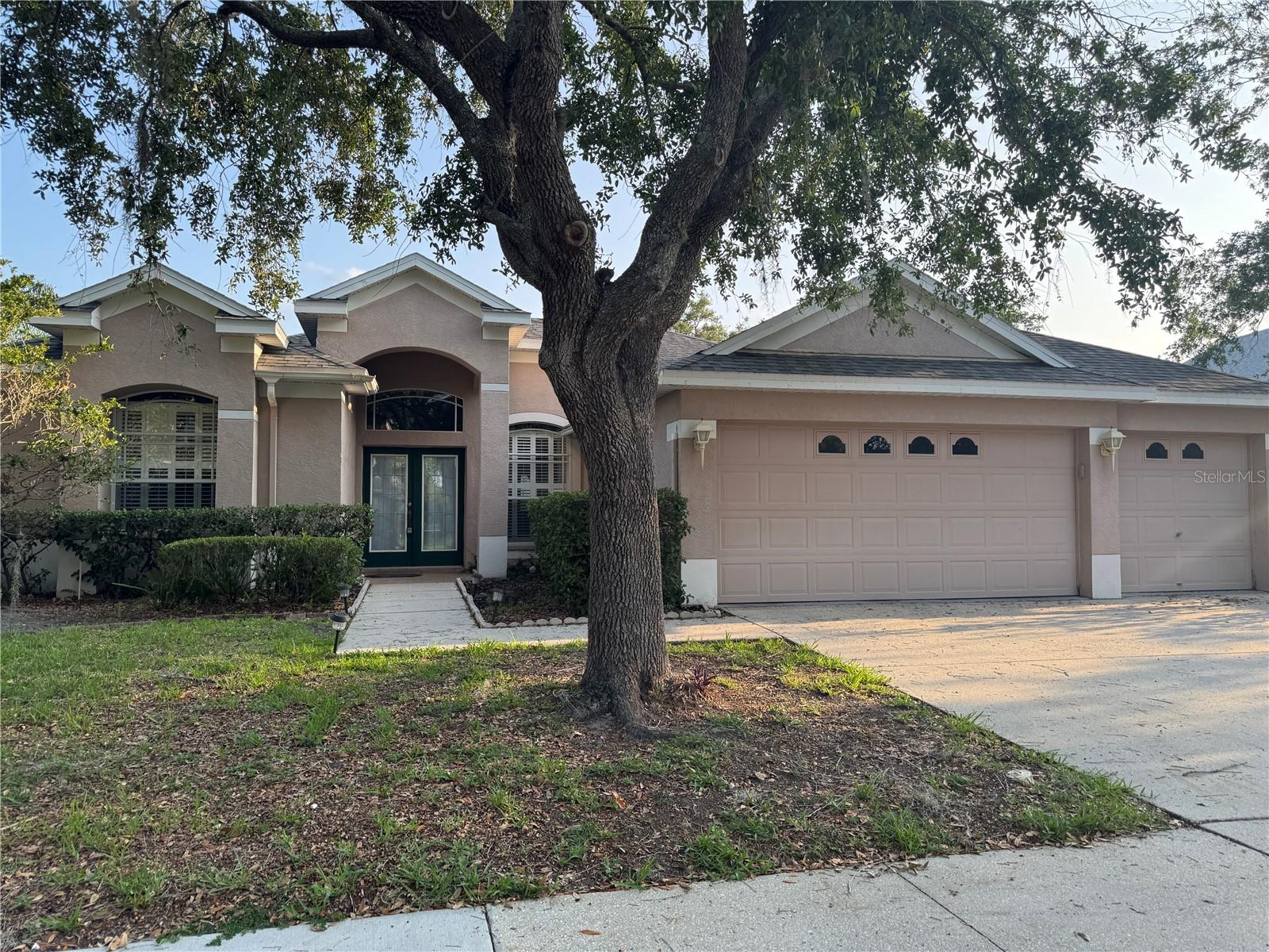 10207 QUAILS LANDING AVE Property Photo 1
