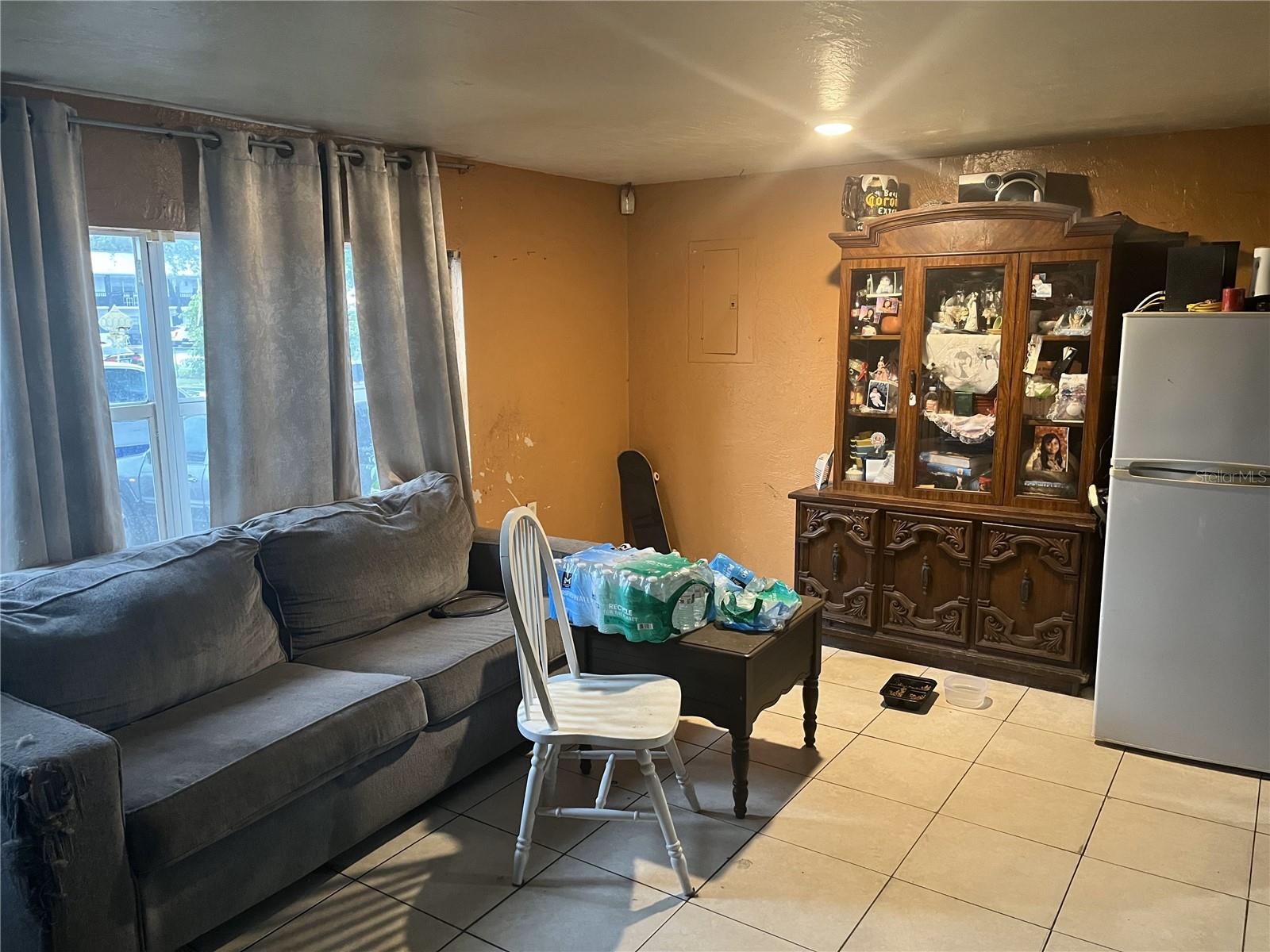 1127 Auburn St Property Photo 12
