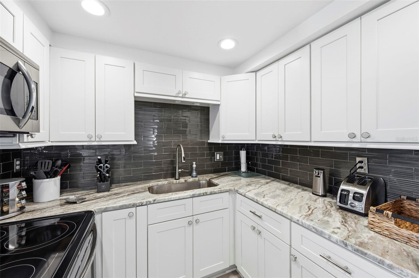 14800 Walsingham Rd #614 Property Photo 16