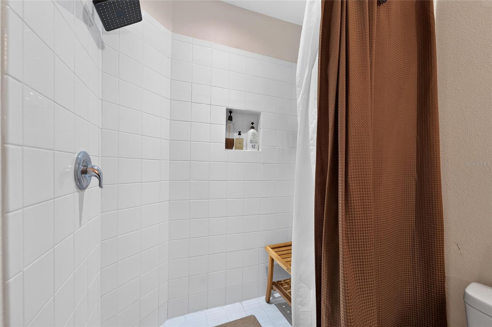 10411 Red Carpet Ct Property Photo 20