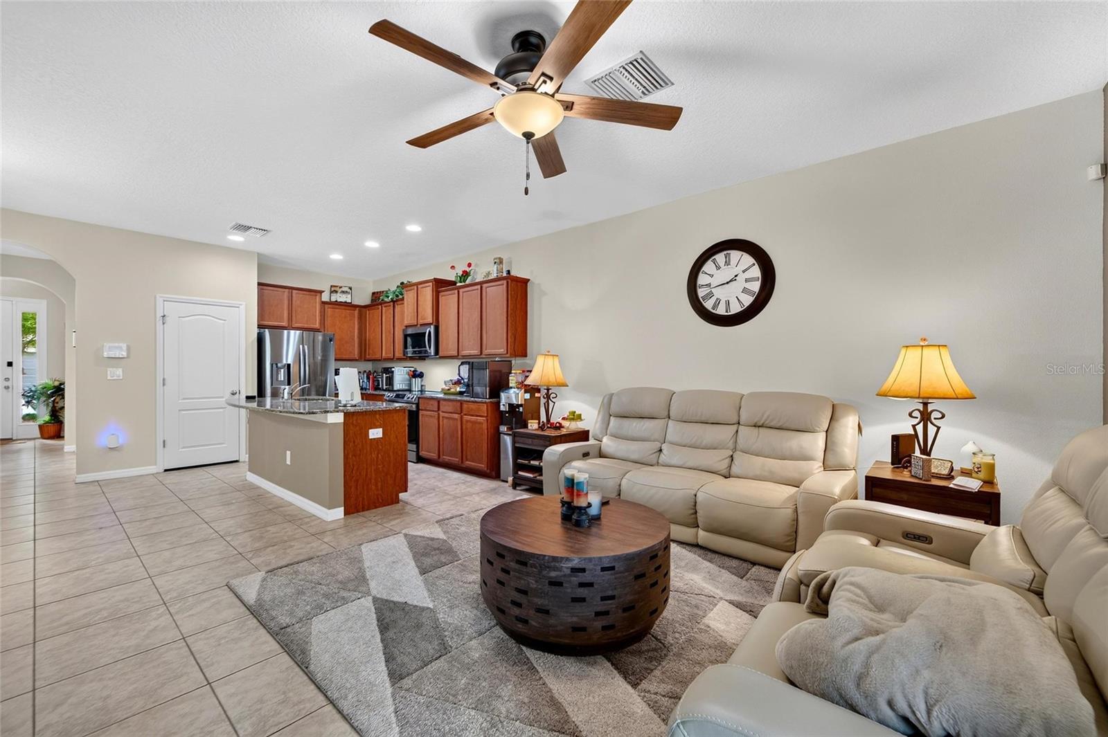 10411 Red Carpet Ct Property Photo 23