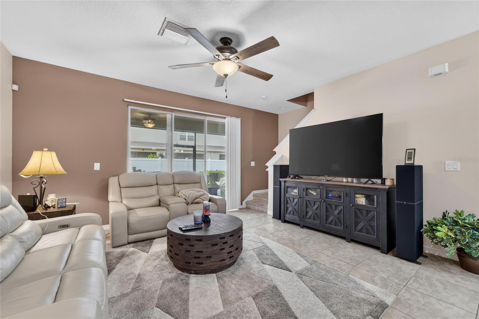 10411 Red Carpet Ct Property Photo 24