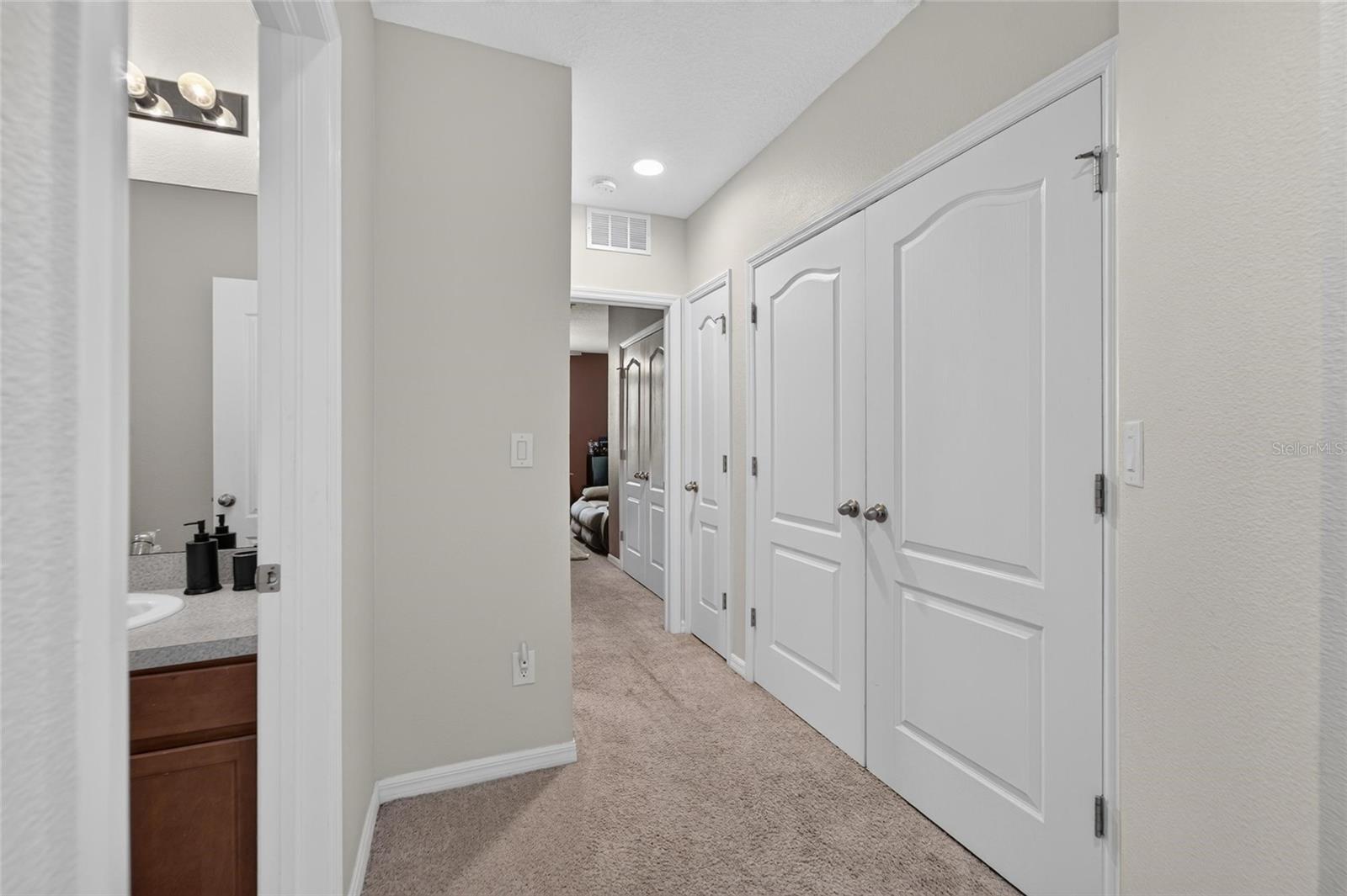 10411 Red Carpet Ct Property Photo 33